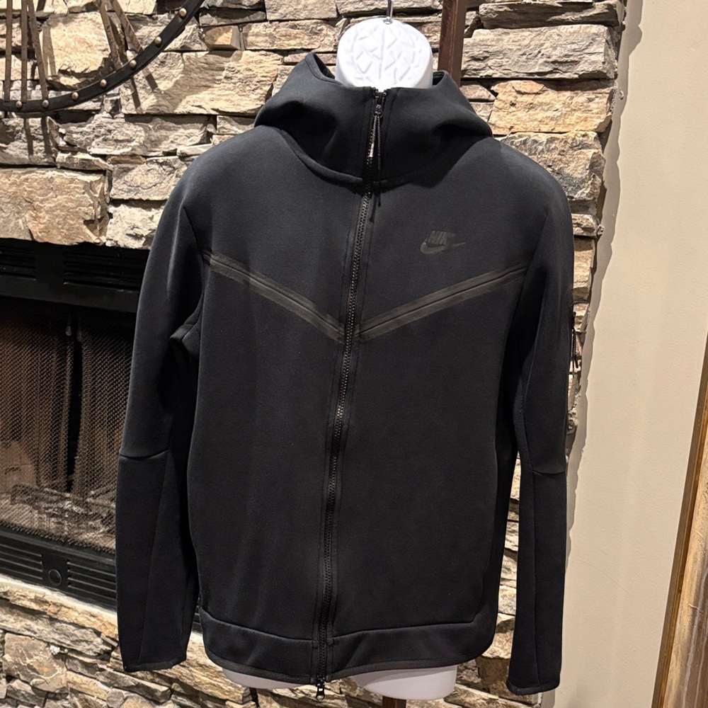 Nike Men's Black Performance Jacket